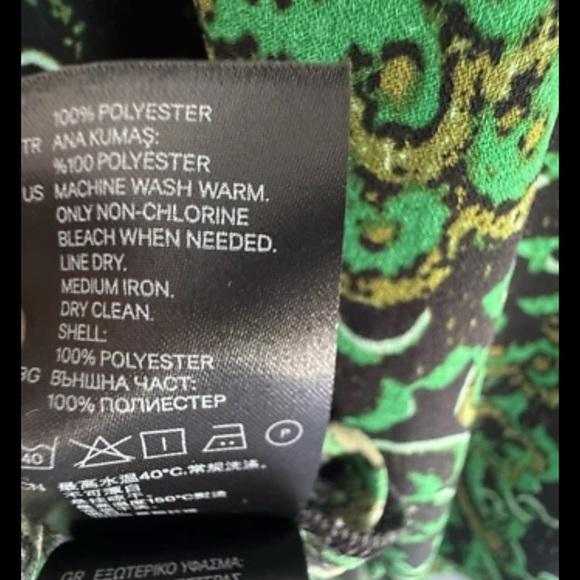 H&M Green and black Print Blouse 3/4 sleeve top Back zipper Size 10 - Picture 8 of 14